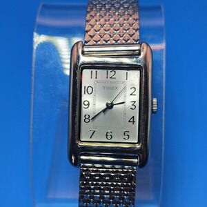 Vintage 2003 Timex Tank 23mm Women's‎ Quartz Watch Sunburst Dial New Battery